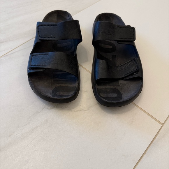 Ecco Black Men's Sandals - Picture 1 of 4
